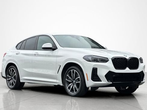 Used 2023 BMW X4 xDrive30i w/ M Sport Package AWD/4WD image 15