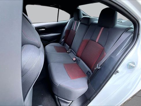 Used 2024 Toyota Corolla SE FWD image 18