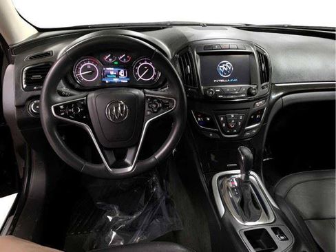 Used 2017 Buick Regal FWD image 22