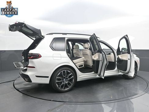 Certified 2025 BMW X7 xDrive40i w/ M Sport Package AWD/4WD image 56
