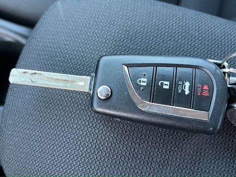 Used 2025 Toyota Corolla LE image 22