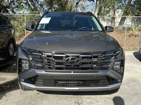 Used 2025 Hyundai Tucson Limited image 3