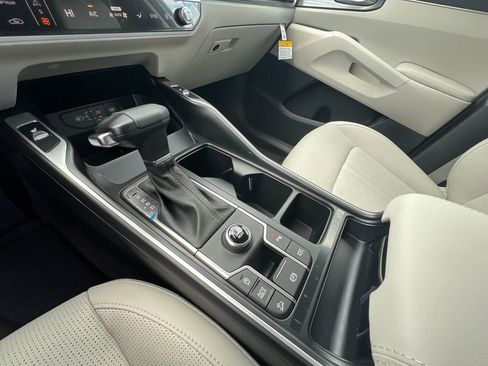 New 2025 Kia Sorento S w/ Panoramic Sunroof Package image 30