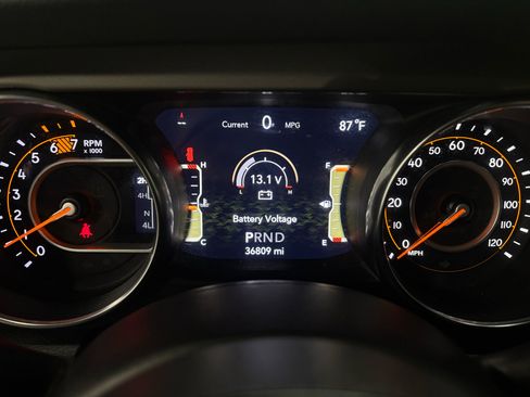 Used 2021 Jeep Wrangler Unlimited Willys image 4