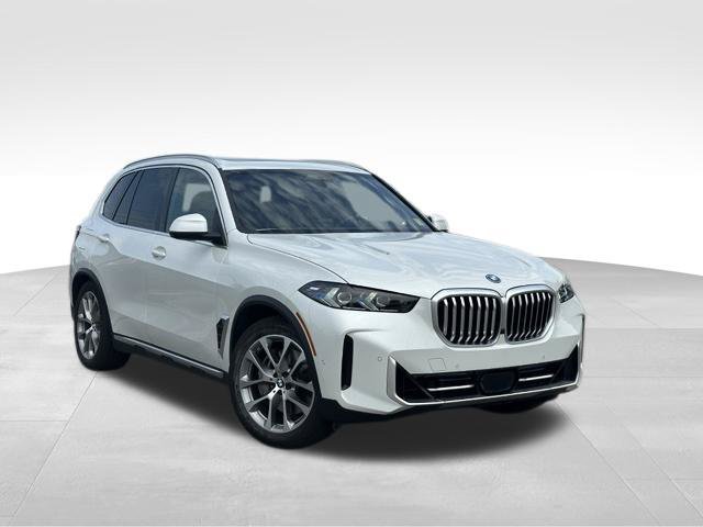 Certified 2026 BMW X5 xDrive50e w/ Climate Comfort Package AWD/4WD image 1