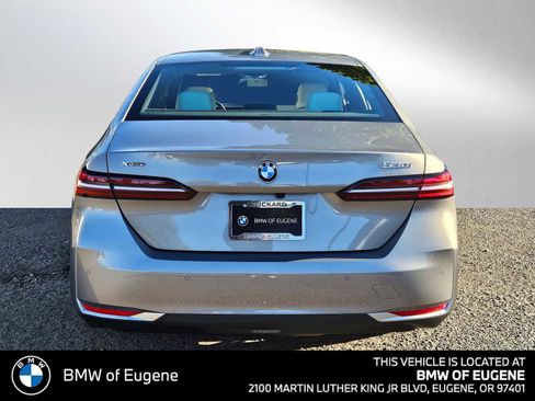 New 2026 BMW 530i xDrive w/ Premium Package AWD/4WD image 4