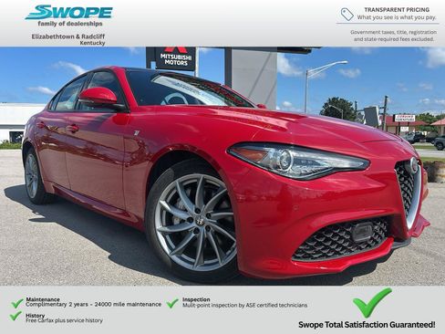 Used 2022 Alfa Romeo Giulia Ti AWD/4WD image 1