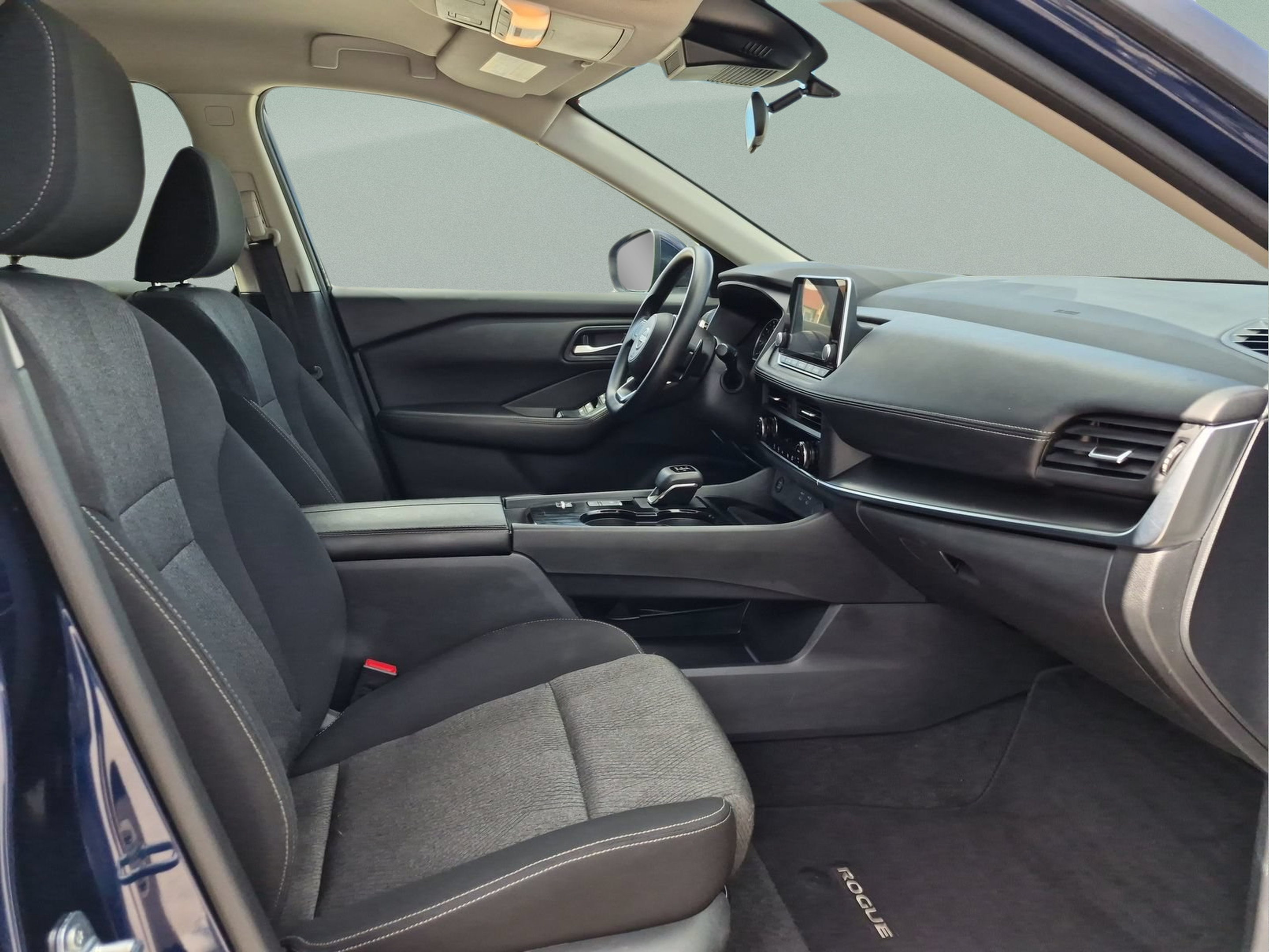Used 2024 Nissan Rogue SV FWD image 20