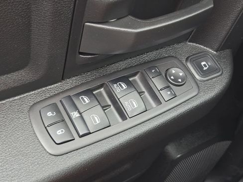 Used 2024 RAM 4500 Tradesman w/ Chrome Appearance Group AWD/4WD image 33