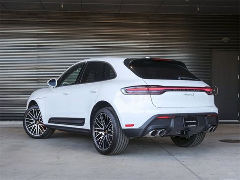 New 2026 Porsche Macan S image 3