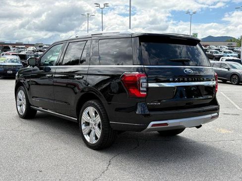 Certified 2023 Ford Expedition Platinum AWD/4WD image 4