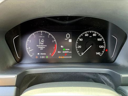 Certified 2025 Honda Pilot Sport image 9