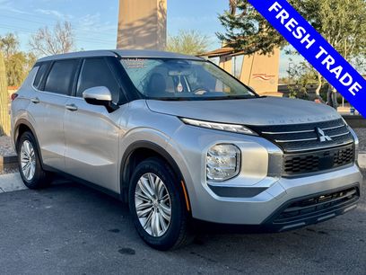 Used 2024 Mitsubishi Outlander ES
