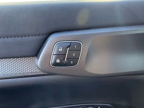 Used 2025 Ford Ranger Raptor image 15