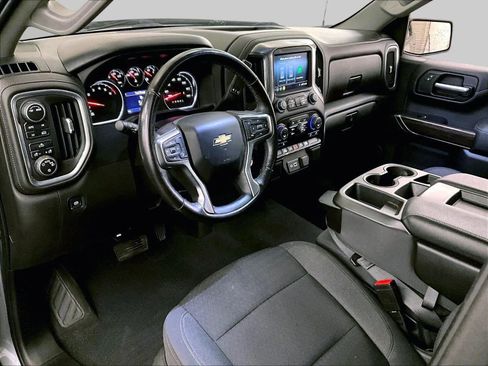 Used 2021 Chevrolet Silverado 1500 LT image 13