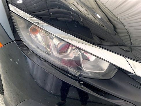 Used 2018 Honda Civic EX-T image 12