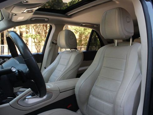 Used 2020 Mercedes-Benz GLE 350 4MATIC image 18