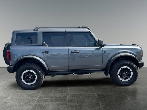 Used 2024 Ford Bronco Black Diamond w/ Sasquatch Package AWD/4WD image 11