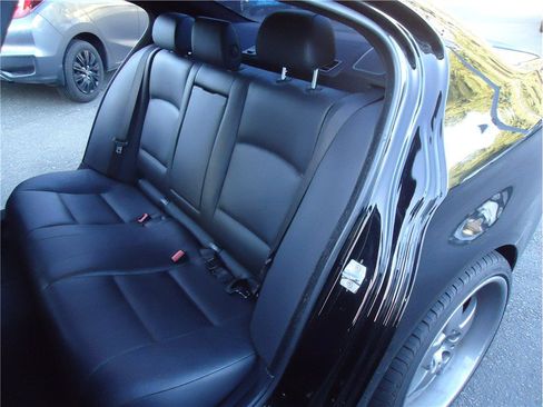 Used 2013 BMW 535i xDrive Sedan AWD/4WD image 15