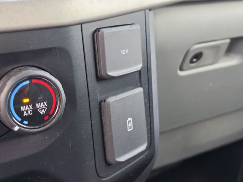 Used 2023 Ford F150 XLT AWD/4WD image 29