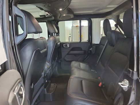 Used 2024 Jeep Wrangler Sahara AWD/4WD image 20