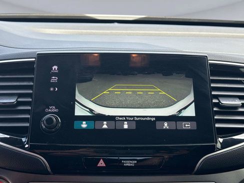 Certified 2024 Honda Passport EX-L image 25