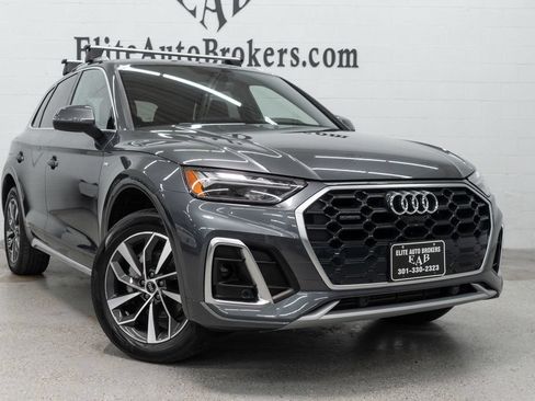 Used 2023 Audi Q5 2.0T Premium Plus w/ Premium Plus Package AWD/4WD image 7