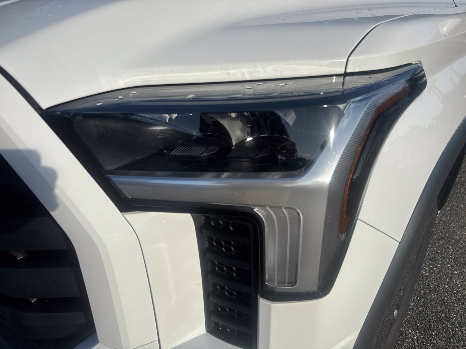 Used 2023 Toyota Tundra SR5 w/ SR5 Convenience Package AWD/4WD image 10