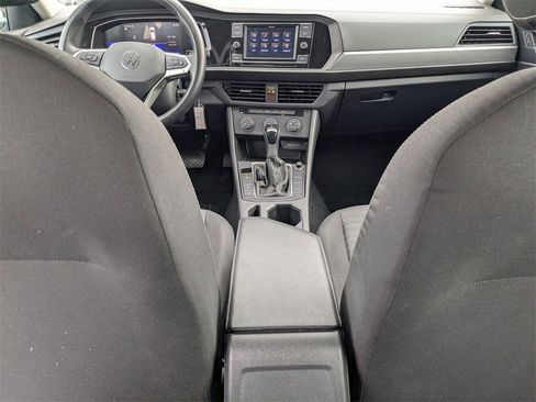 Used 2024 Volkswagen Jetta S image 29