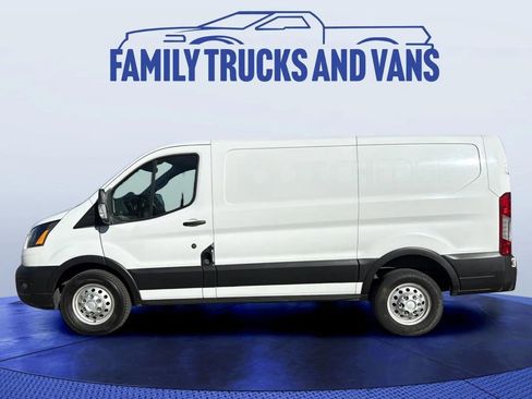 Used 2020 Ford Transit 250 Low Roof AWD image 2