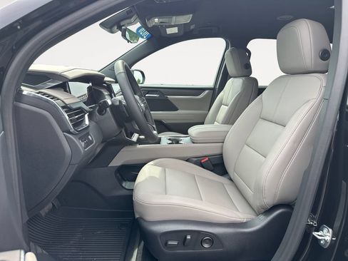 New 2026 GMC Acadia Elevation w/ Black Edition FWD image 9