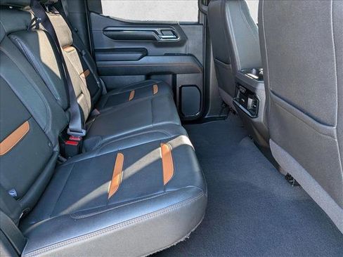Used 2022 GMC Sierra 1500 AT4 w/ AT4 Premium Package image 20
