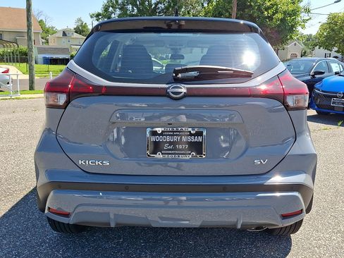 Certified 2024 Nissan Kicks SV FWD image 5