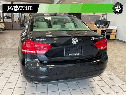 Used 2014 Volkswagen Passat TDI SE FWD image 5