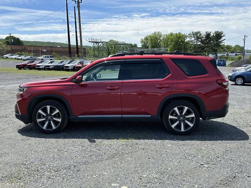 Used 2025 Honda Pilot Touring image 5