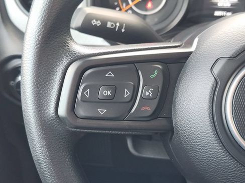 Used 2025 Jeep Gladiator Sport AWD/4WD image 29