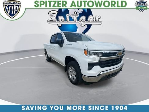 Used 2025 Chevrolet Silverado 1500 LT AWD/4WD image 2