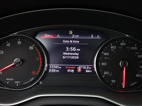 Used 2023 Audi Q5 2.0T Premium w/ Convenience Package AWD/4WD image 28