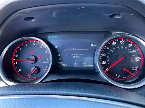 Used 2018 Toyota Camry XSE FWD image 25