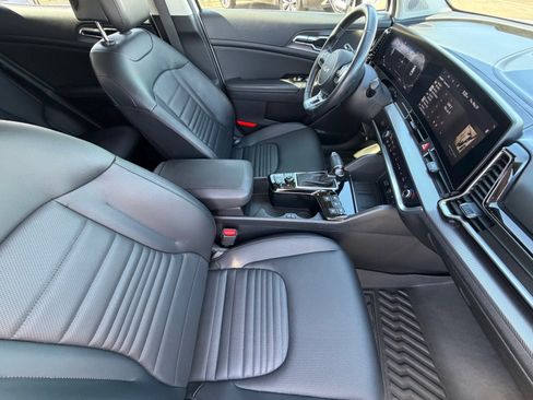 Used 2024 Kia Sportage SX AWD/4WD image 11