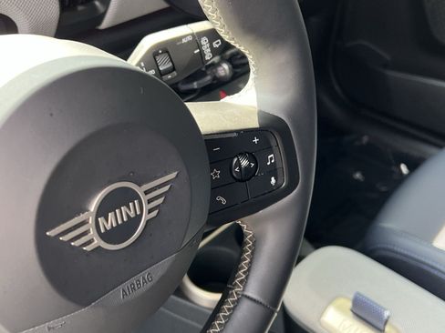 Used 2025 MINI Cooper S FWD image 33
