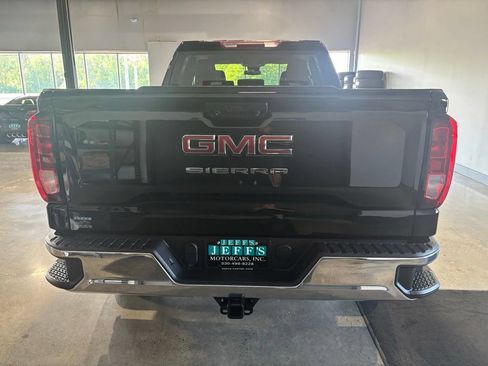 Used 2023 GMC Sierra 1500 Pro w/ Pro Value Package AWD/4WD image 6