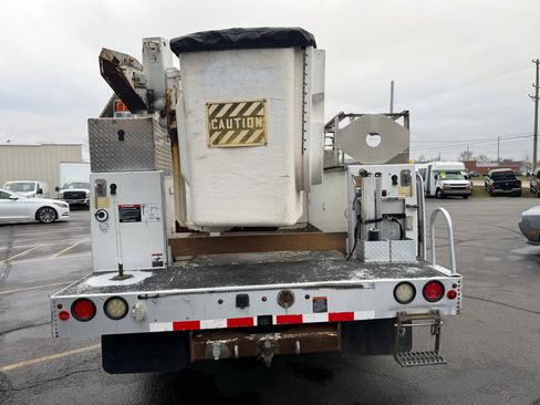 Used 2012 Ford F450 XL image 4