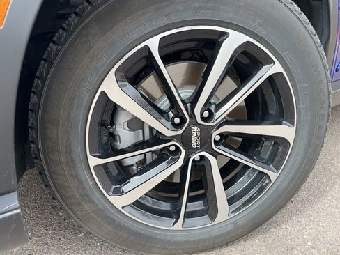 Used 2025 Honda CR-V Sport Touring image 10