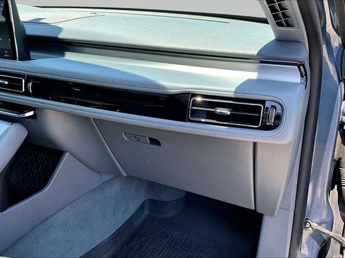 Used 2020 Lincoln Aviator Reserve w/ Equipment Group 201A RWD image 19