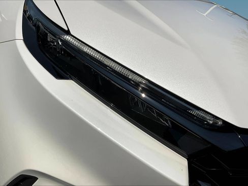 Used 2024 Honda CR-V EX image 30