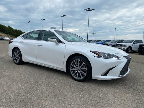 Used 2021 Lexus ES 350 w/ Premium Package FWD image 8