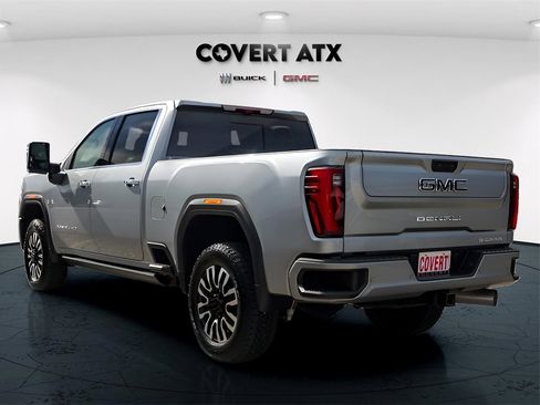 Used 2024 GMC Sierra 2500 Denali Ultimate image 6