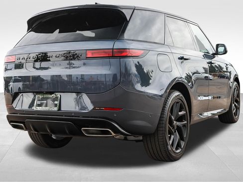 New 2026 Land Rover Range Rover Sport Dynamic SE AWD/4WD image 5