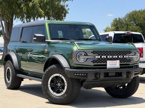 Used 2024 Ford Bronco Badlands AWD/4WD image 2